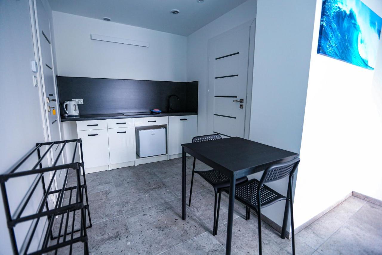 Apart Baltyk Pokoje & Apartamenty Леба Экстерьер фото