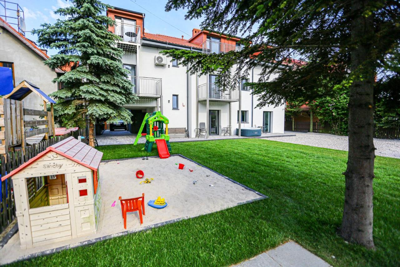 Apart Baltyk Pokoje & Apartamenty Леба Экстерьер фото