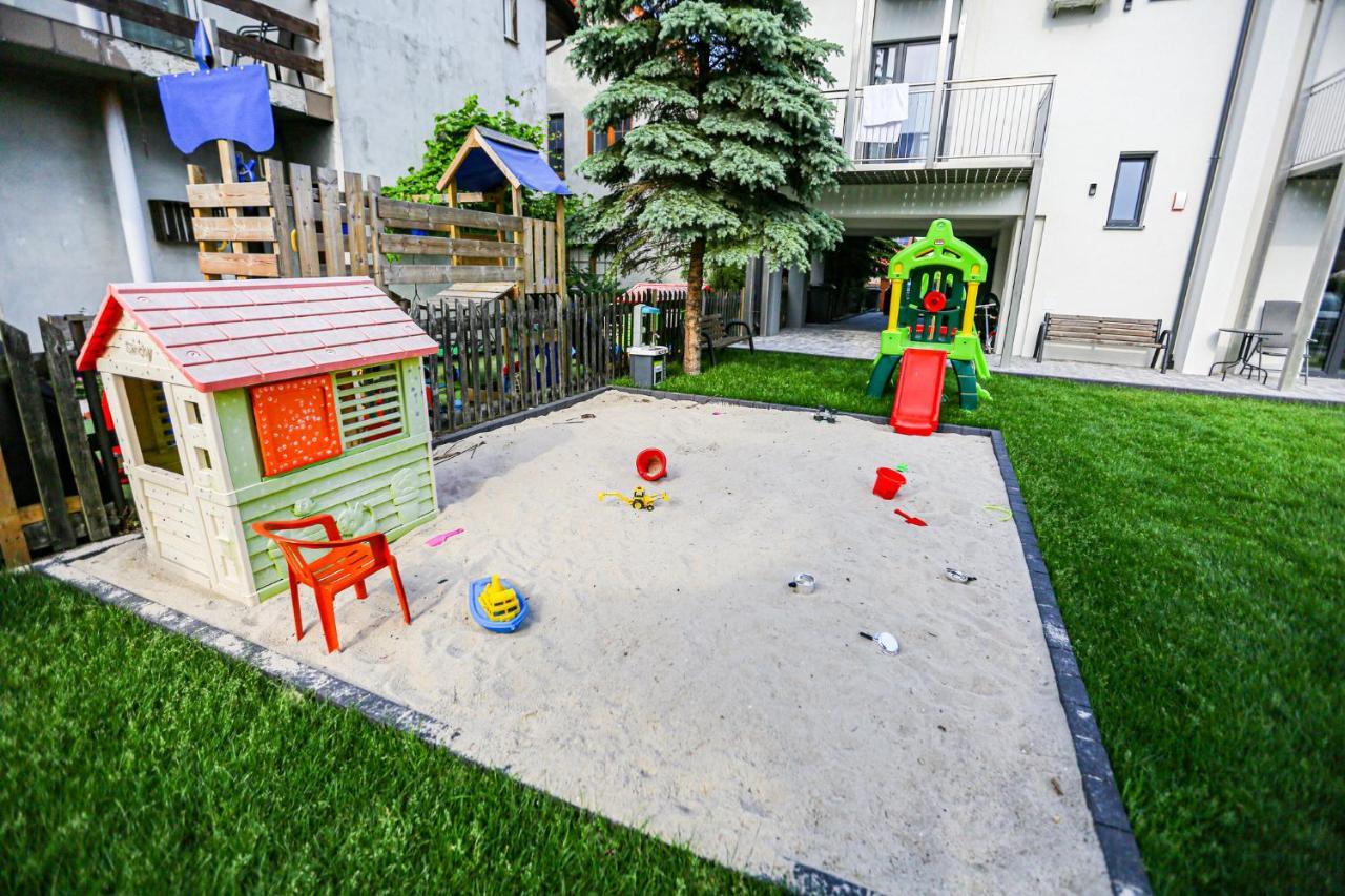 Apart Baltyk Pokoje & Apartamenty Леба Экстерьер фото
