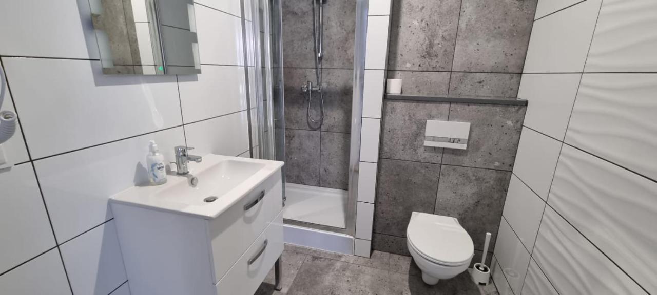 Apart Baltyk Pokoje & Apartamenty Леба Экстерьер фото