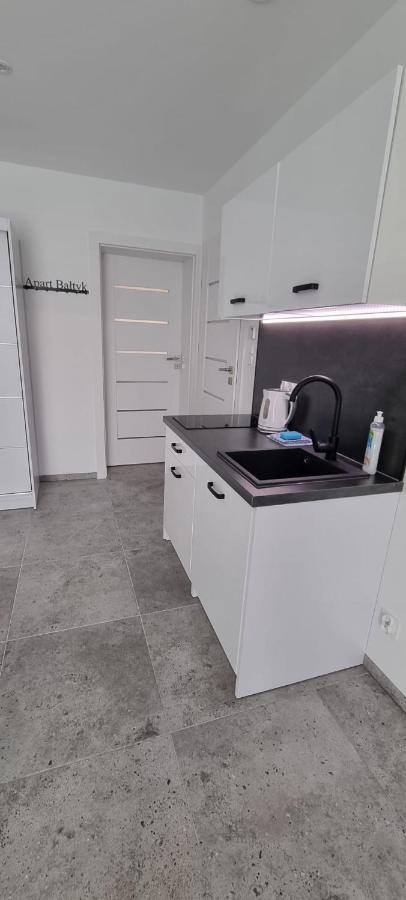 Apart Baltyk Pokoje & Apartamenty Леба Экстерьер фото